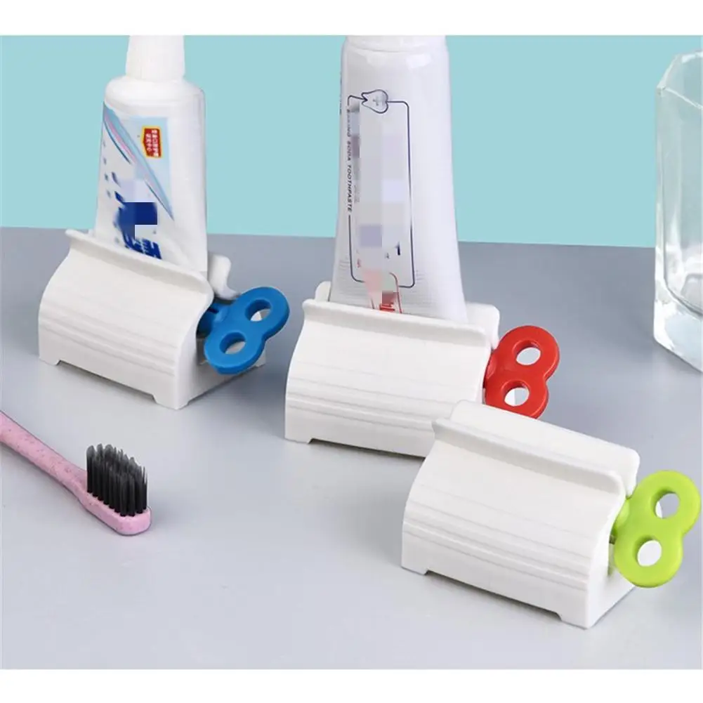 New Rolling Tube Toothpaste Squeezer Toothpaste Seat Holder Stand Rotate Toothpaste Dispenser
New Rolling Tube Toothpaste Squeezer Toothpaste Seat Holder Stand Rotate Toothpaste Dispenser