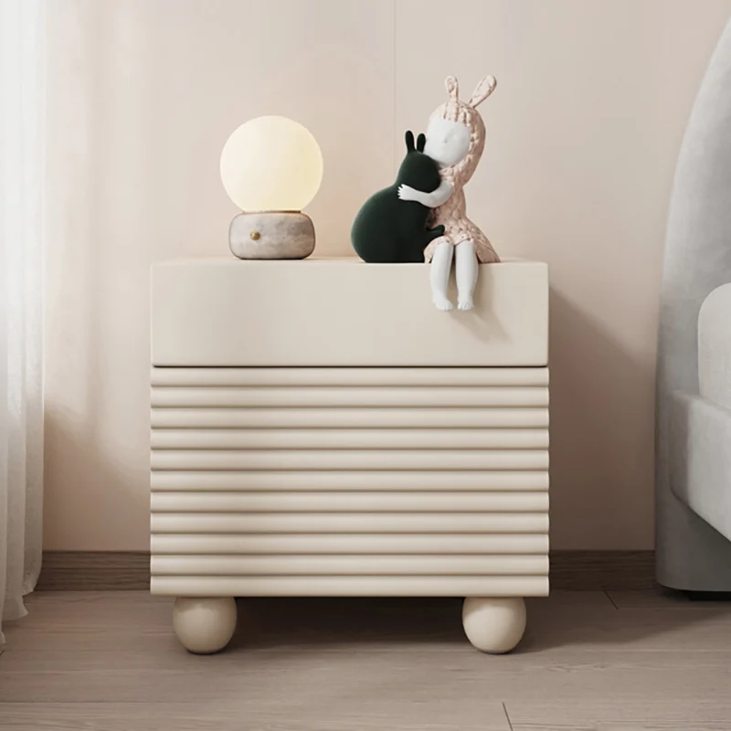 Fashion Small Bedside Table Room White Minimalist Modern Nightstand Nordic Luxury Armarios De Dormitorio Contemporary Furniture
Fashion Small Bedside Table Room White Minimalist Modern Nightstand Nordic Luxury Armarios De Dormitorio Contemporary Furniture