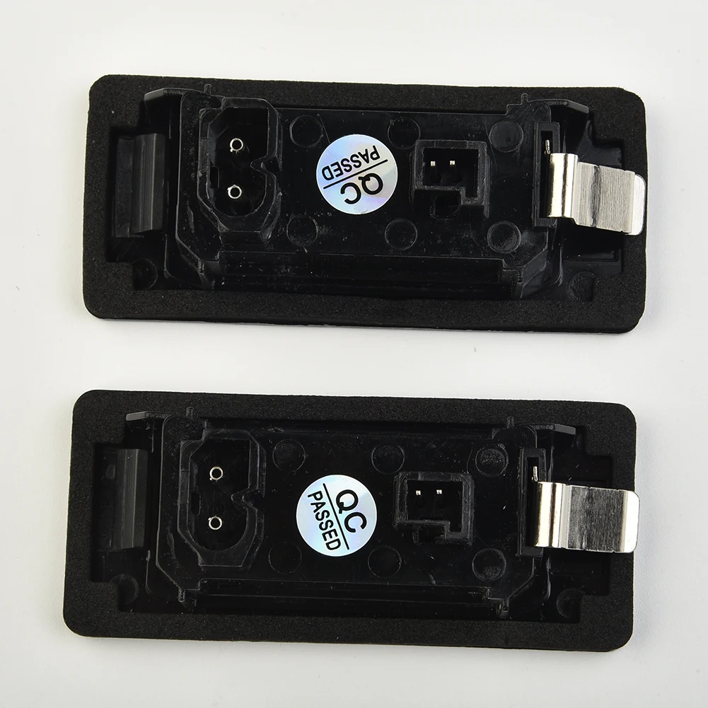 2pcs Car Error Free LED License Plate Light Bulb For BMW E90 E92 E39 5W Auto Lamp Accessories
2pcs Car Error Free LED License Plate Light Bulb For BMW E90 E92 E39 5W Auto Lamp Accessories