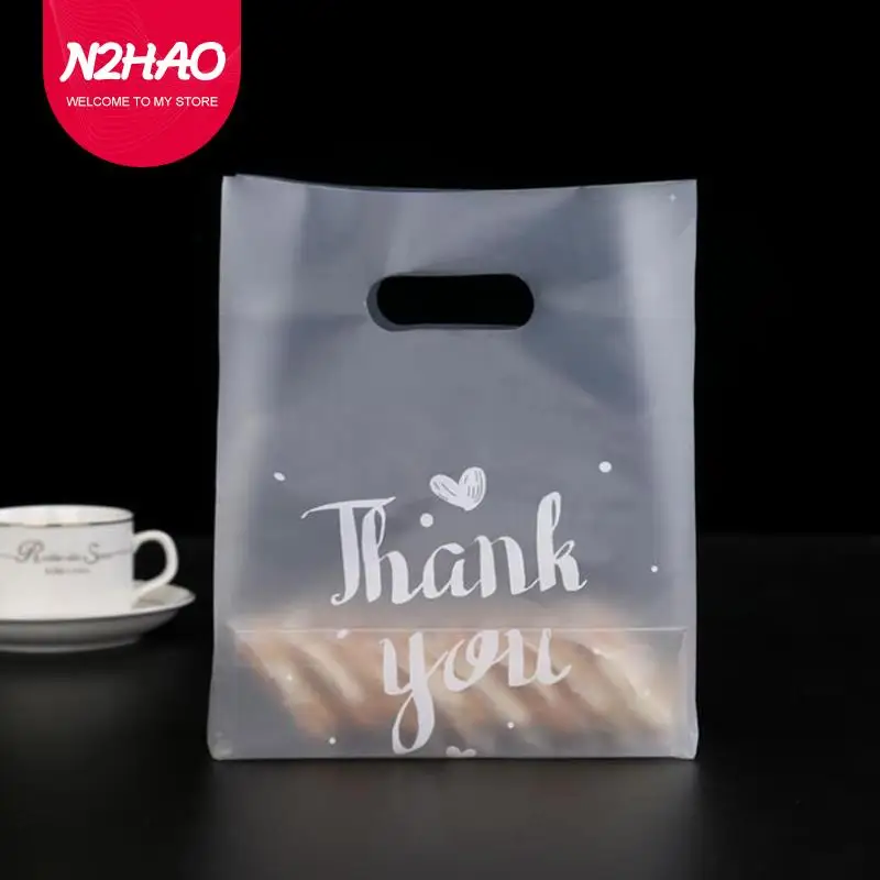50Pcs Eco-Friendly Chocolate Dragees Sweet Plastic Cupcake Bag Reusable Packaging THANK YOU Candy Gift Bags Wedding Wrapping
50Pcs Eco-Friendly Chocolate Dragees Sweet Plastic Cupcake Bag Reusable Packaging THANK YOU Candy Gift Bags Wedding Wrapping