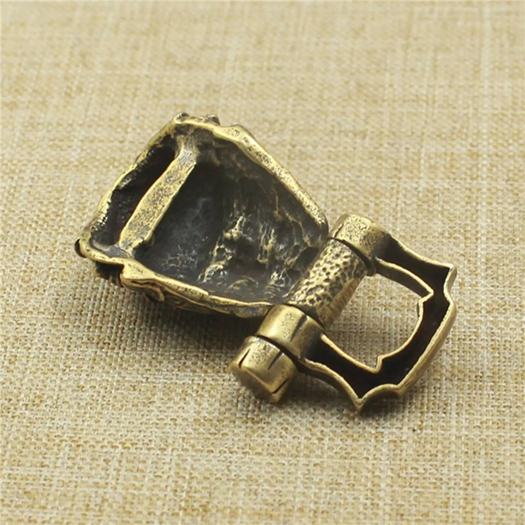 DIY Accessories Outdoor Survival Umbrella Rope Bracelet Braided Multifunctional Buckle Brass Keychain Jewelry-A
DIY Accessories Outdoor Survival Umbrella Rope Bracelet Braided Multifunctional Buckle Brass Keychain Jewelry-A