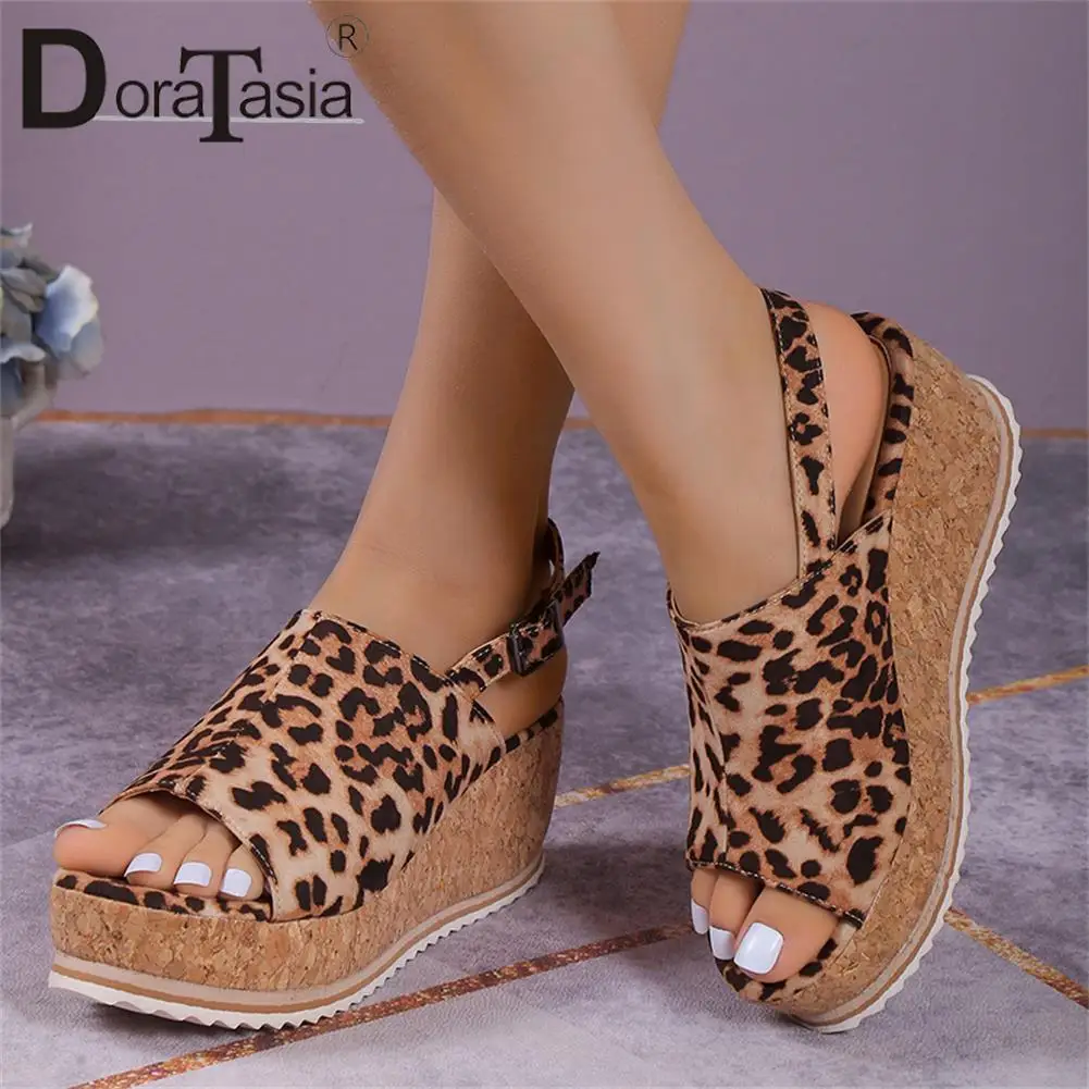 Brand New Ladies Peep Toe Platform Summer Sandals Fashion Leopard Wedges High Heels women's Sandals Casual Party Shoes Woman
Brand New Ladies Peep Toe Platform Summer Sandals Fashion Leopard Wedges High Heels women's Sandals Casual Party Shoes Woman