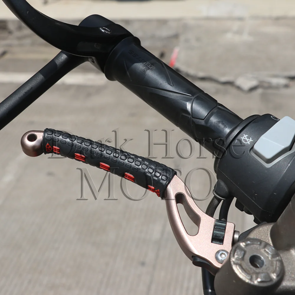 Motorcycle Horn Sleeve Brake Handle Rubber Handle Handle Anti-slip Sleeve FOR ZONTES ZT GK-350 350-GK
Motorcycle Horn Sleeve Brake Handle Rubber Handle Handle Anti-slip Sleeve FOR ZONTES ZT GK-350 350-GK