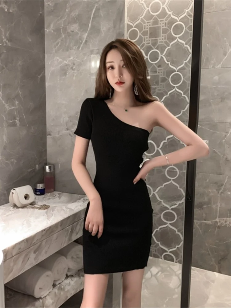 

Hot sale Summer Sexy Dress Tube Top Oblique Collar Asymmetrical Strapless Slim Fit Buttocks Bottoming Threaded Knitted Dres