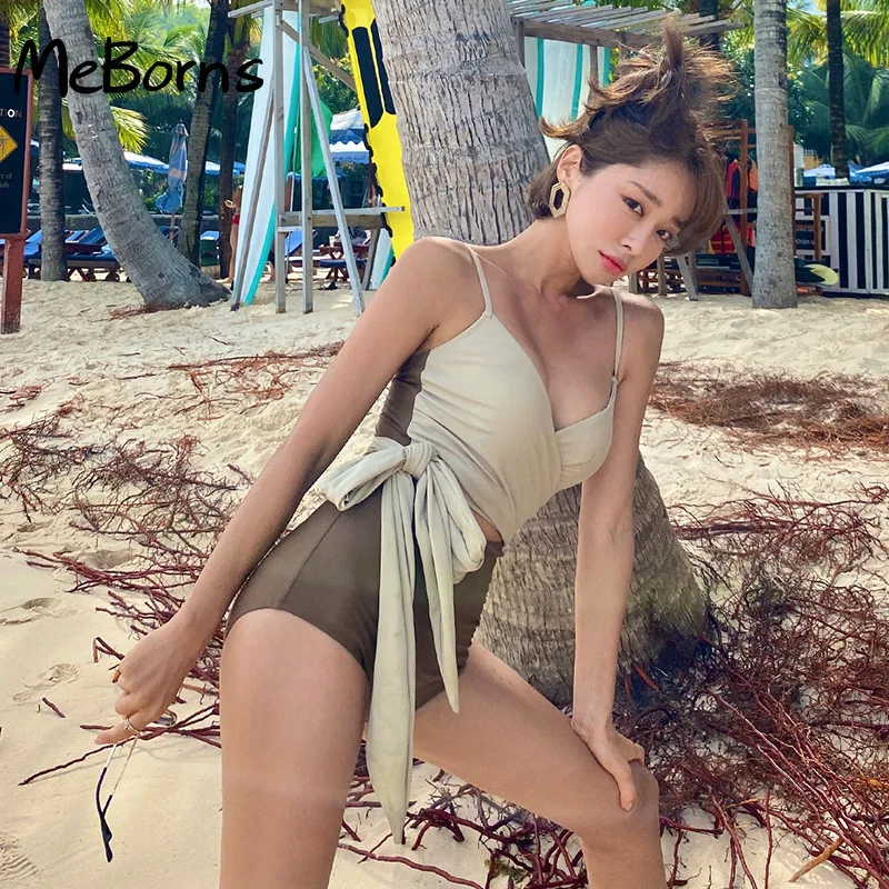 South Korea one-piece swimsuit ladies conservative belly slimming color matching sexy bikini new 2022 swimsuit swimsuit
South Korea one-piece swimsuit ladies conservative belly slimming color matching sexy bikini new 2022 swimsuit swimsuit