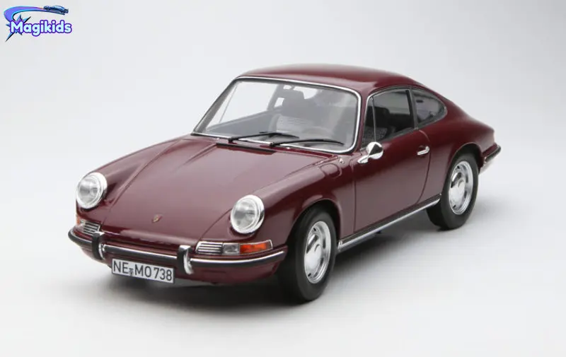 1:18 Porsche 911 High Simulation Diecast Car Metal Alloy Model Car Toys for Children Gift Collection
1:18 Porsche 911 High Simulation Diecast Car Metal Alloy Model Car Toys for Children Gift Collection
