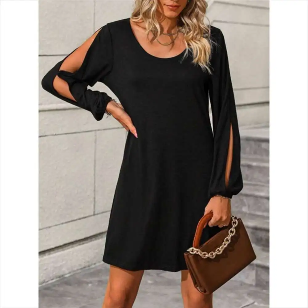 Осеннее женское платье с круглым вырезом и длинным рукавом
Осеннее женское платье с круглым вырезом и длинным рукавом