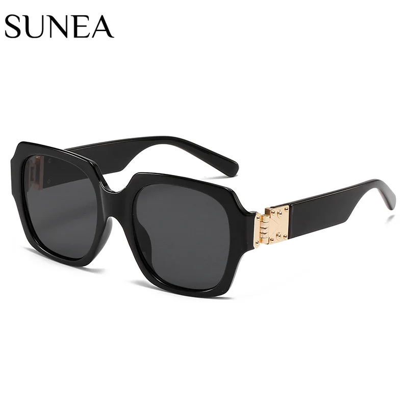 Women Sunglasses Fashion Square Sunglass Big Frame Sun Glasses Retro Luxury Designer UV400 Gradients Men Shades Eyewear
Women Sunglasses Fashion Square Sunglass Big Frame Sun Glasses Retro Luxury Designer UV400 Gradients Men Shades Eyewear