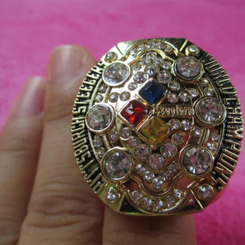 Vintage Luxury Crystal Rugby Rings for Man Women Gold Silver Color Fashion Classic Rugby Fan Ring Collection Commemorative Gift
Vintage Luxury Crystal Rugby Rings for Man Women Gold Silver Color Fashion Classic Rugby Fan Ring Collection Commemorative Gift