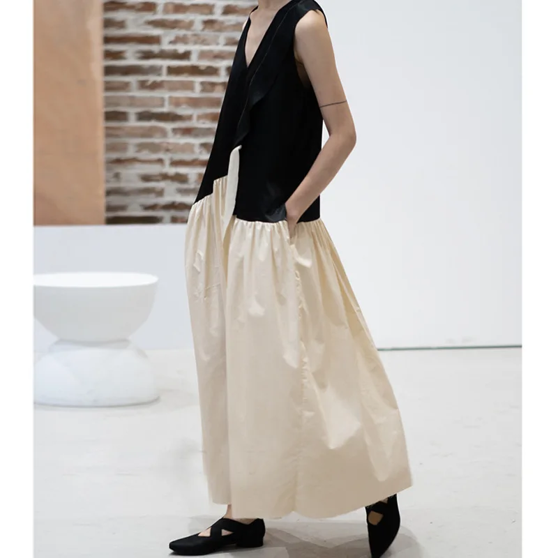 SuperAen Korean Style New Loose V-neck Dress Color Matching Streetwear Sleeveless Long Dress Women
SuperAen Korean Style New Loose V-neck Dress Color Matching Streetwear Sleeveless Long Dress Women