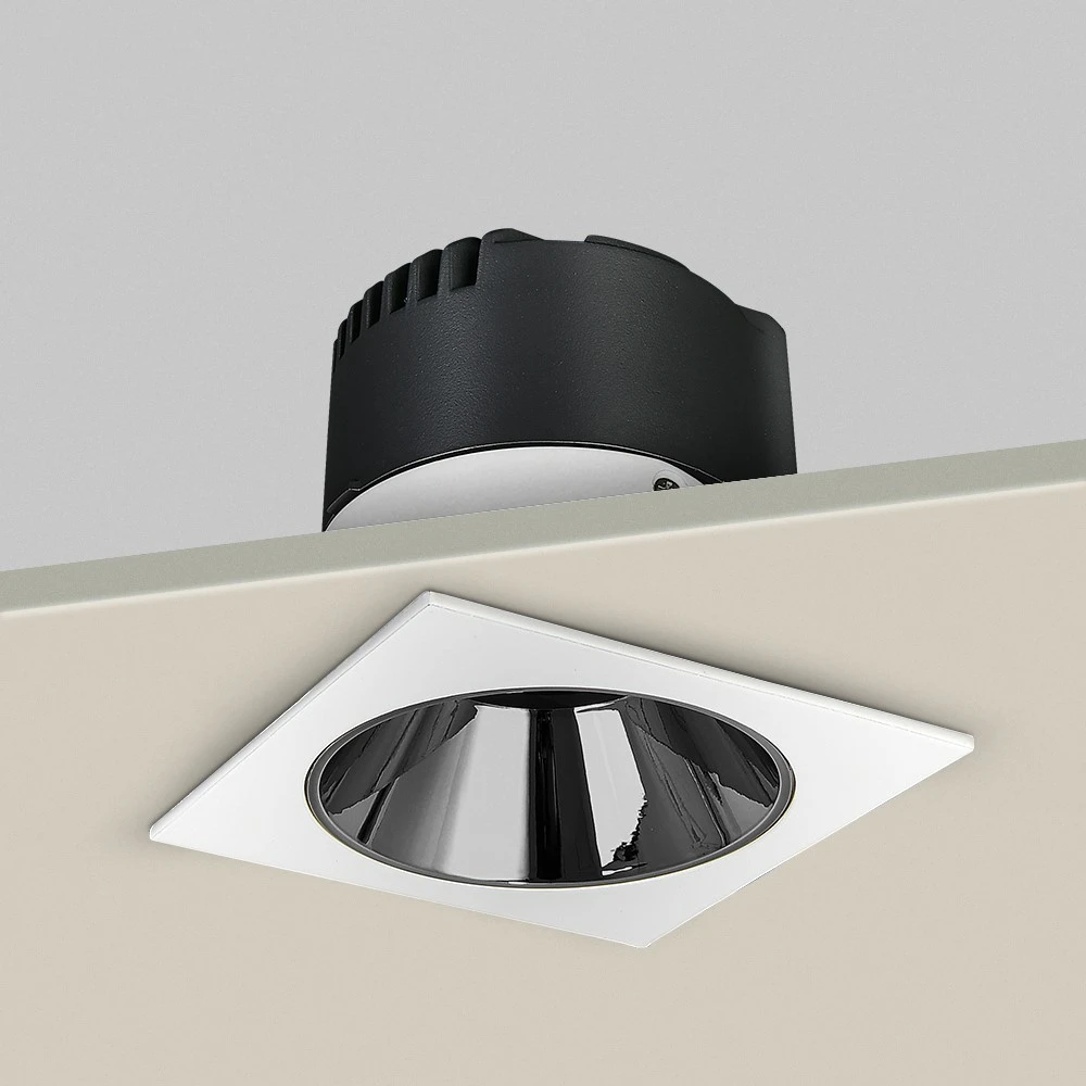 Лампа потолочная встраиваемая, 7/15/18 Вт, с антибликовым покрытием
Лампа потолочная встраиваемая, 7/15/18 Вт, с антибликовым покрытием