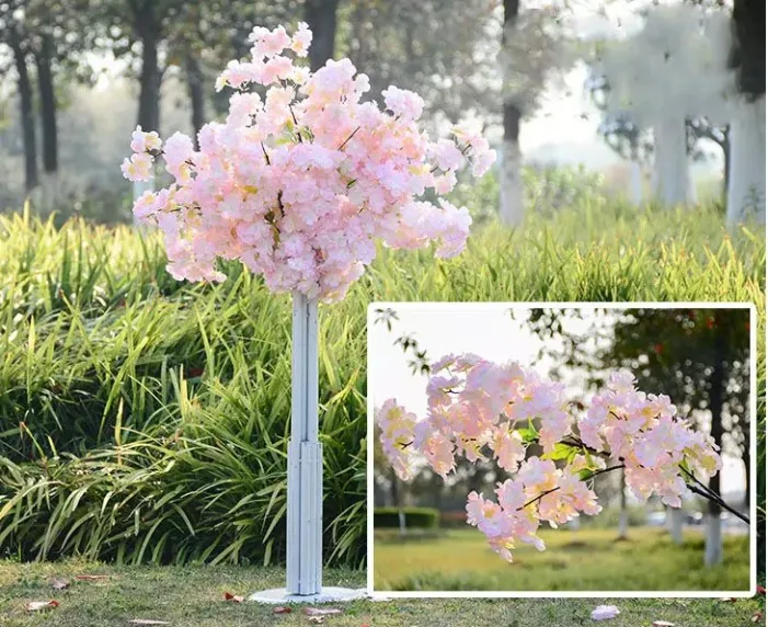 Simulation Cherry Blossom Branch 4 Fork With Green Leaves Pear Flower Branch Wedding Decoration Cherry Artificial Silk Flower
Simulation Cherry Blossom Branch 4 Fork With Green Leaves Pear Flower Branch Wedding Decoration Cherry Artificial Silk Flower