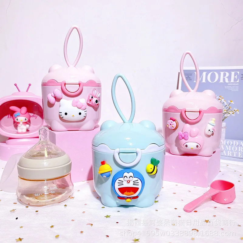 Sanrio Hellokitty Cartoon Anime Cotton Portable Out Baby Milk Powder Box Sealed Moisture-Proof Box Kawaii Gift Toys for Girls
Sanrio Hellokitty Cartoon Anime Cotton Portable Out Baby Milk Powder Box Sealed Moisture-Proof Box Kawaii Gift Toys for Girls