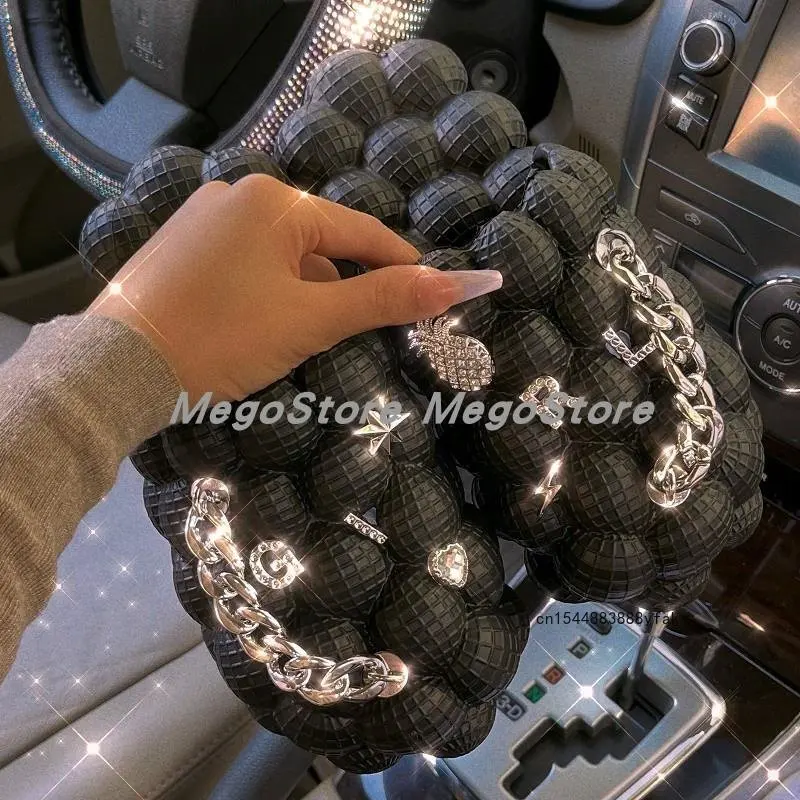 Girl Rhinestone Pendant Designer High Quality Bubble Ball Slippers Ladies Flat Creative Adult Beach Sandals Fashion Shoes
Girl Rhinestone Pendant Designer High Quality Bubble Ball Slippers Ladies Flat Creative Adult Beach Sandals Fashion Shoes
