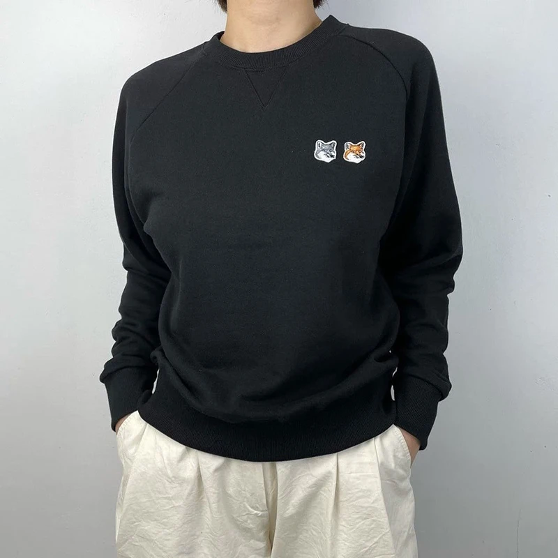Pullover Casual Classic Logo Tops 2022 Rowling Couples Fox Head Embroidery Sweatshirts Women Long Sleeve O Neck Cotton
Pullover Casual Classic Logo Tops 2022 Rowling Couples Fox Head Embroidery Sweatshirts Women Long Sleeve O Neck Cotton
