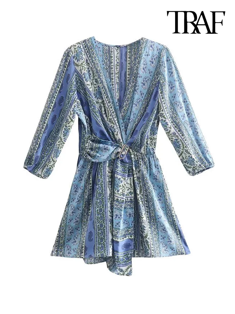 TRAF Women Fashion Front Buckle Patchwork Print Playsuits Vintage Three Quarter Sleeve Elastic Waist Female Jumpsuits Mujer
TRAF Women Fashion Front Buckle Patchwork Print Playsuits Vintage Three Quarter Sleeve Elastic Waist Female Jumpsuits Mujer