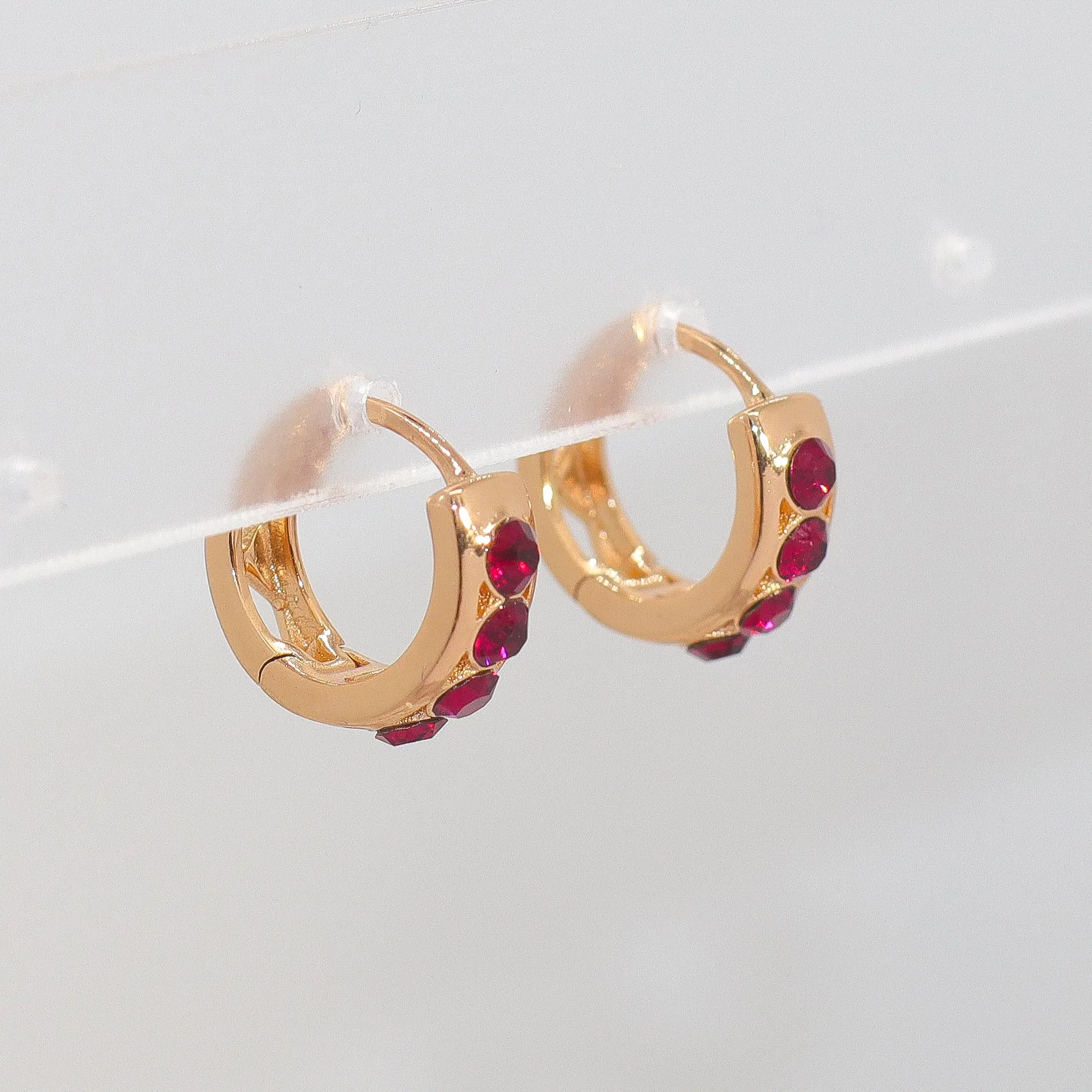 Charmoment Jewelry 2022 New Rosy Zirconia Hoop Earrings Gold Tone Poinsettia Crystal Bijoux Women Girl Gemstone Earring
Charmoment Jewelry 2022 New Rosy Zirconia Hoop Earrings Gold Tone Poinsettia Crystal Bijoux Women Girl Gemstone Earring