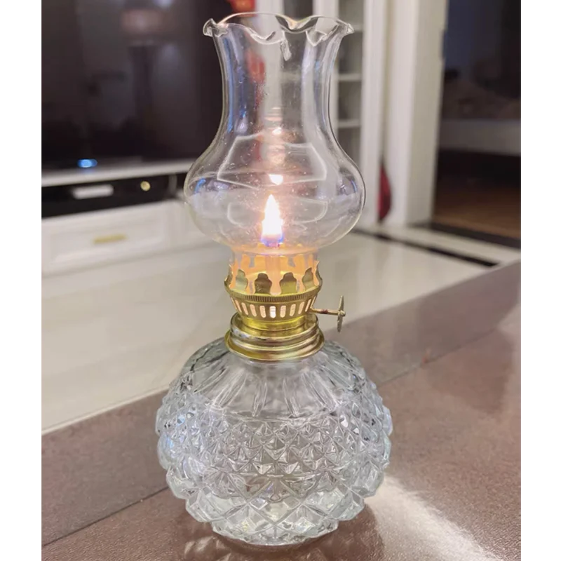 Kerosene Lamp Classic Vintage Oil Lamp Glass Lampshade Home Desktop Fireplace Decorate Lights Props Crafts Gifts Night Lights
Kerosene Lamp Classic Vintage Oil Lamp Glass Lampshade Home Desktop Fireplace Decorate Lights Props Crafts Gifts Night Lights