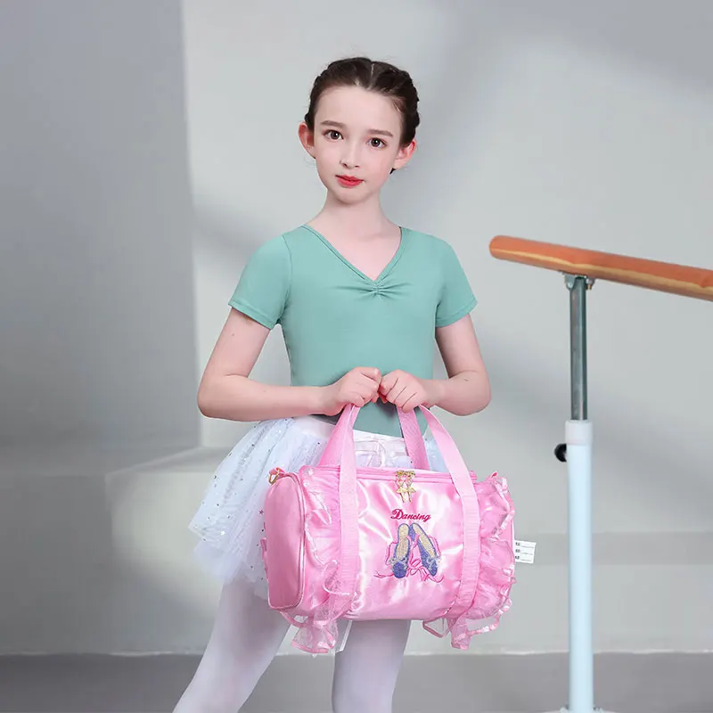 Ballet Dance Bags Child Embroidered Children Ballet Dance Bag Girl Ballerina Handbag School Girl Messenger Bag High Quality
Ballet Dance Bags Child Embroidered Children Ballet Dance Bag Girl Ballerina Handbag School Girl Messenger Bag High Quality