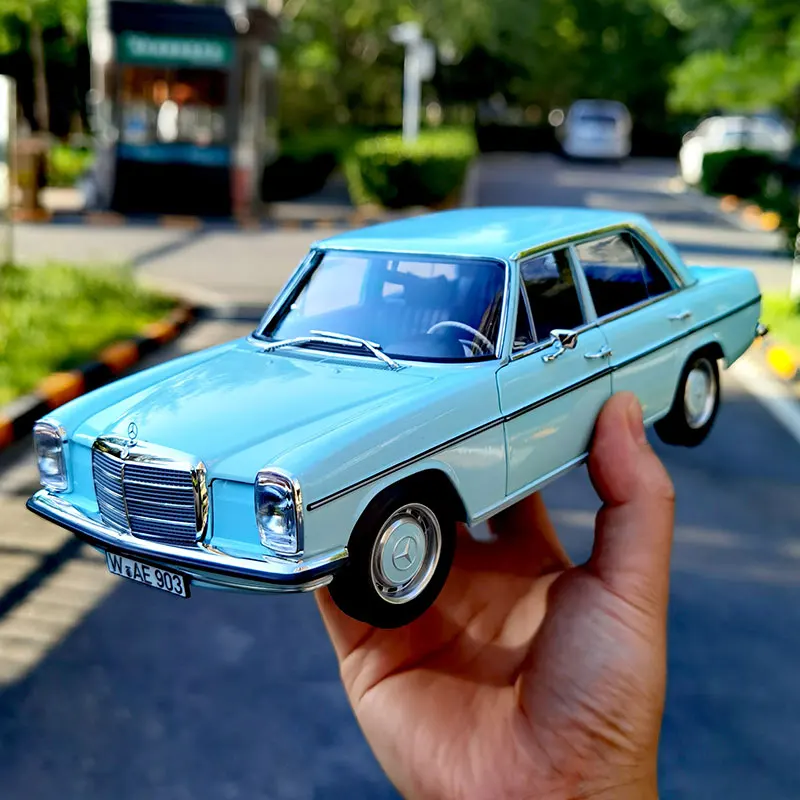 NOREV литая модель автомобиля из сплава 1:18 1968 Небесно-Голубой сплав, полностью открытая модель автомобиля, Классическая коллекция для взрослых, Подарочный дисплей, сувенир
NOREV литая модель автомобиля из сплава 1:18 1968 Небесно-Голубой сплав, полностью открытая модель автомобиля, Классическая коллекция для взрослых, Подарочный дисплей, сувенир