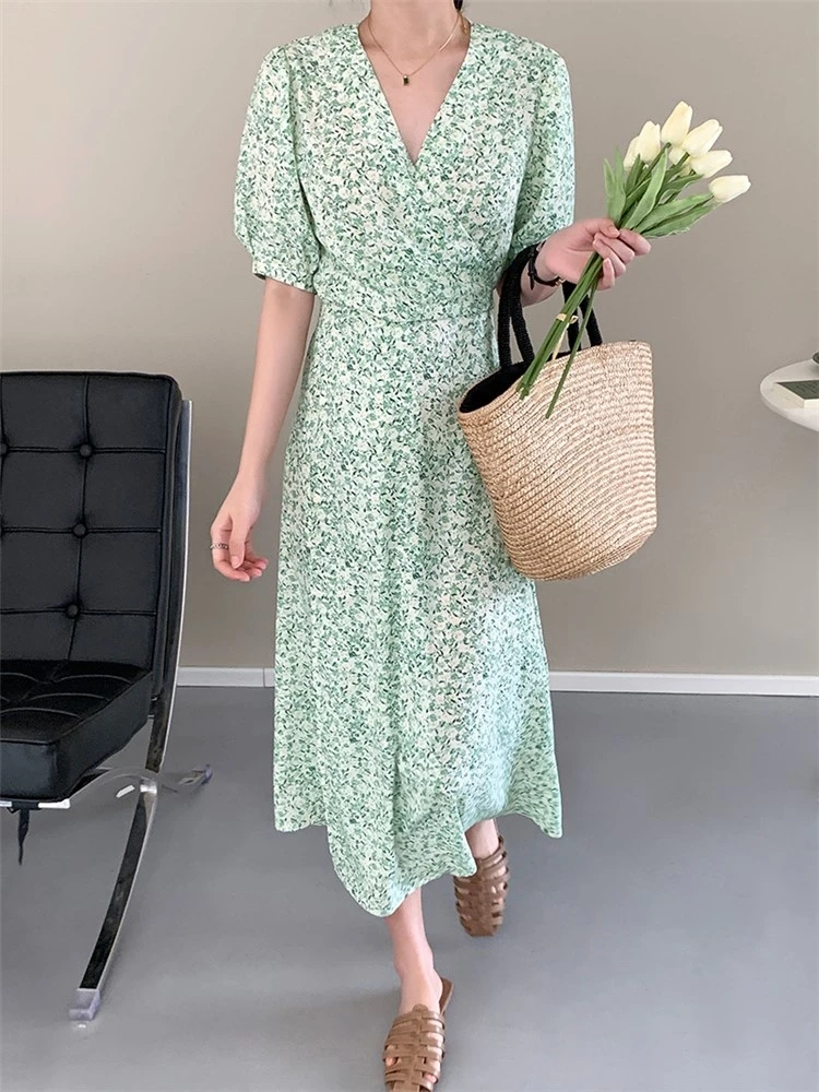 Summer Fashion Sweet Florals Elegant Lace-up Short Puff Sleeve V-neck Chiffon Midi Dresses Women Ladies A-line One-piece Dress
Summer Fashion Sweet Florals Elegant Lace-up Short Puff Sleeve V-neck Chiffon Midi Dresses Women Ladies A-line One-piece Dress