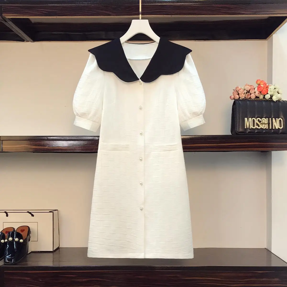 4XL size women elegant Office Patchwork dresses Summer short sleeve v neck button ruffles casual Office dress vestido
4XL size women elegant Office Patchwork dresses Summer short sleeve v neck button ruffles casual Office dress vestido