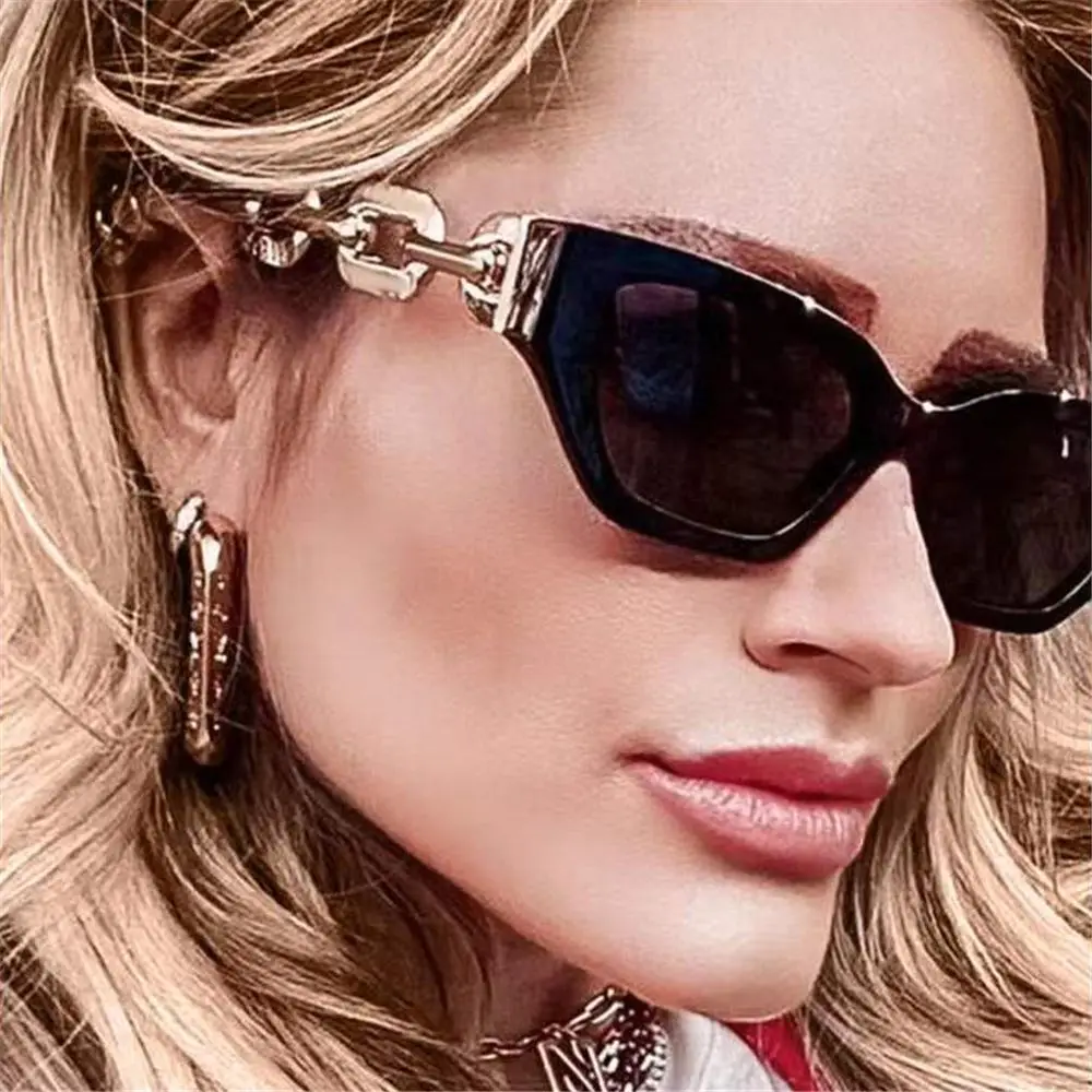 Fashion Small Cat Eye Women's Sunglasses Trend Cateye Chain Leg 2022 Luxury Brand Sun Glasses For Ladies Black Shades Sunglass
Fashion Small Cat Eye Women's Sunglasses Trend Cateye Chain Leg 2022 Luxury Brand Sun Glasses For Ladies Black Shades Sunglass