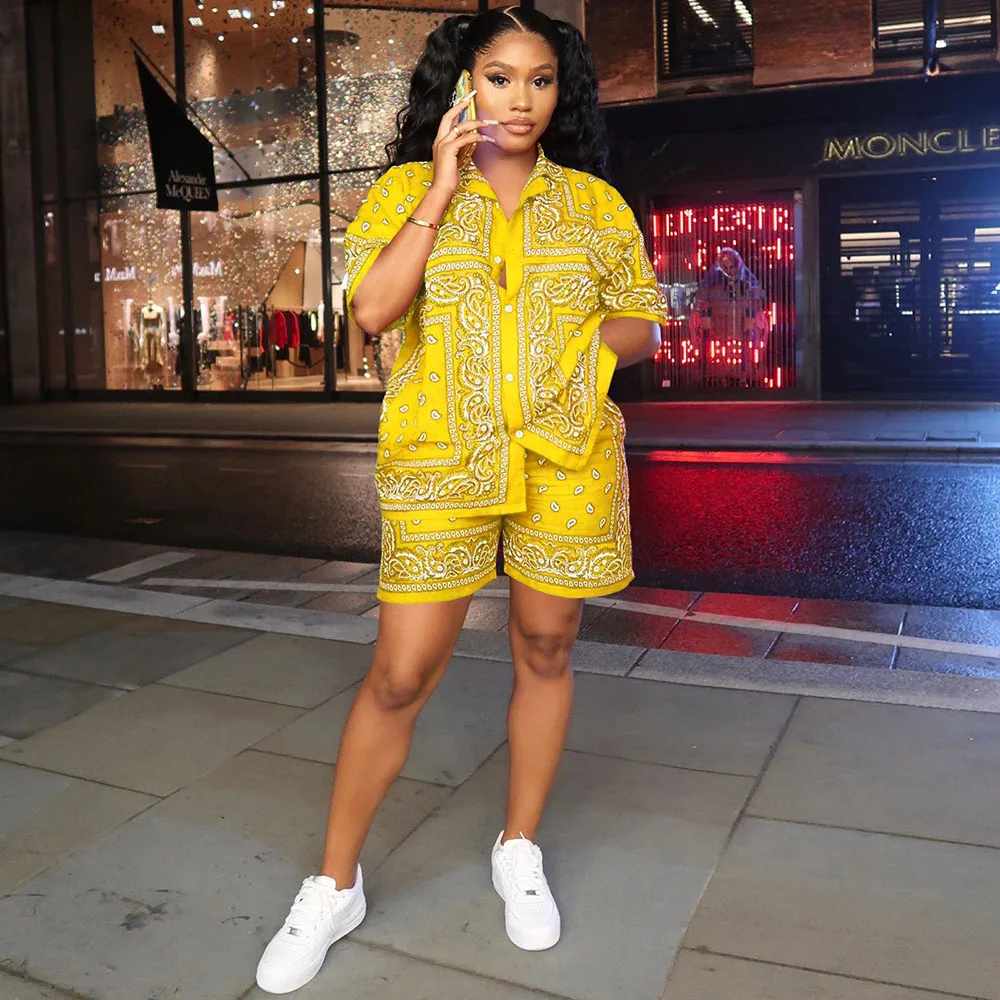 2 Piece Printed African Clothes for Women New African Elastic Bazin Baggy Shorts Rock Style Dashiki Famous Suit Lady Outfits
2 Piece Printed African Clothes for Women New African Elastic Bazin Baggy Shorts Rock Style Dashiki Famous Suit Lady Outfits