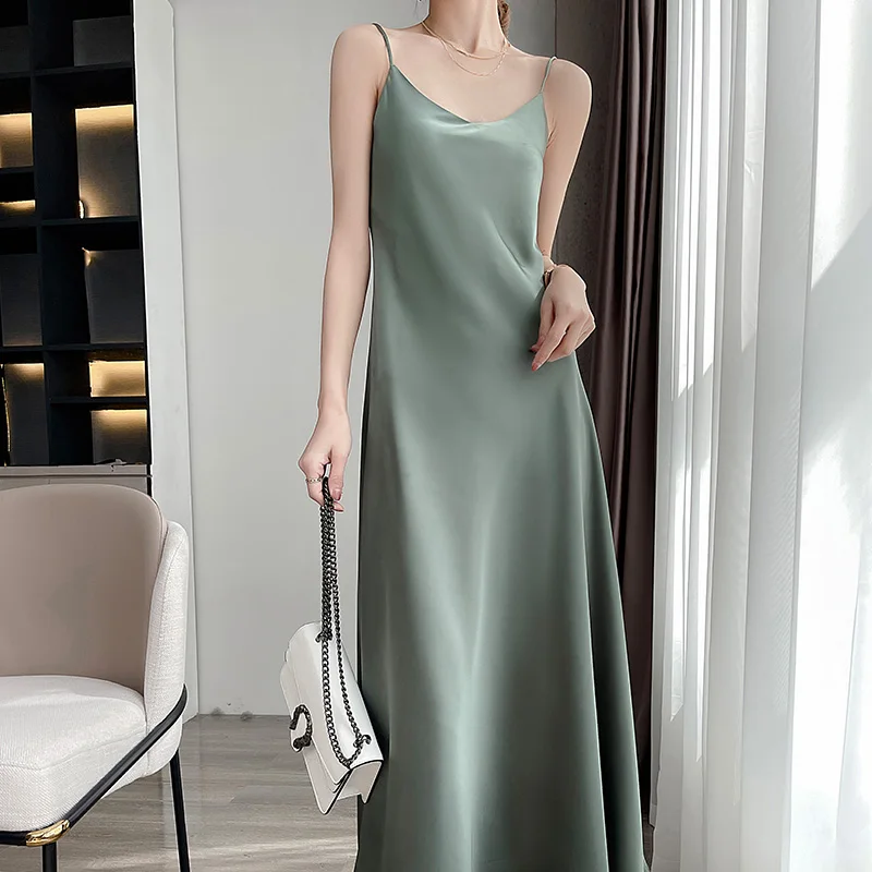 High-End Shopping Malls Supply Mulberry Silk Women's Suspender Skirt Nightdress Comfortable Office Vacation Dress Wholesale
High-End Shopping Malls Supply Mulberry Silk Women's Suspender Skirt Nightdress Comfortable Office Vacation Dress Wholesale