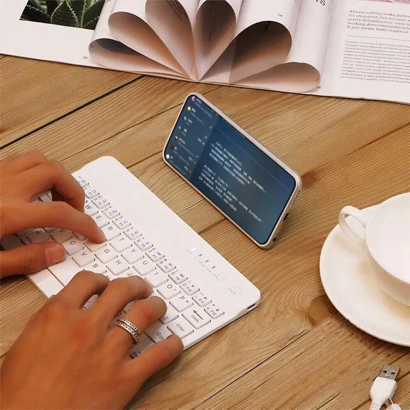 Wireless Bluetooth Keyboard Slim Portable For Tablet Laptop Smartphone iPad Support IOS Android
Wireless Bluetooth Keyboard Slim Portable For Tablet Laptop Smartphone iPad Support IOS Android