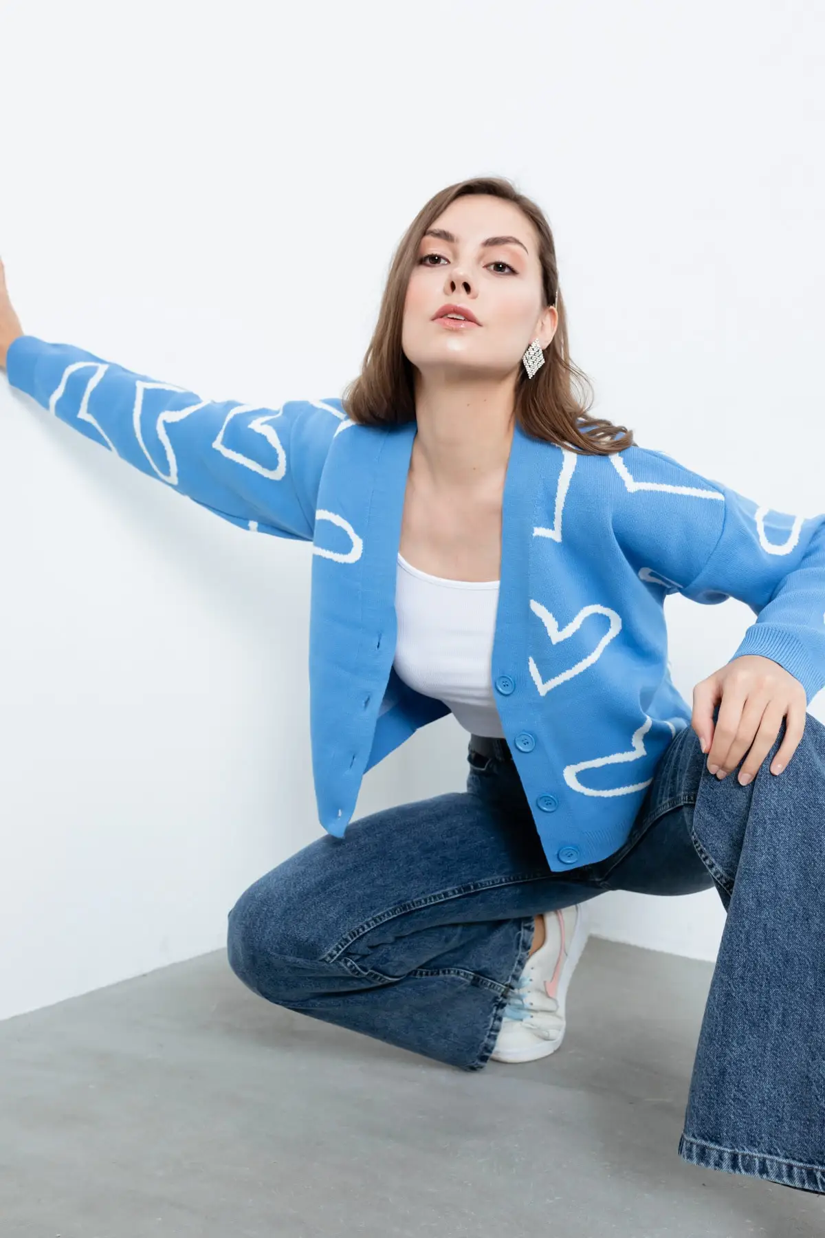 Women's Cardigan Blue Heart Buttoned Casual Knitted Quality Fashion Cardigan Sweater Sweater Sweater Jumper
Women's Cardigan Blue Heart Buttoned Casual Knitted Quality Fashion Cardigan Sweater Sweater Sweater Jumper