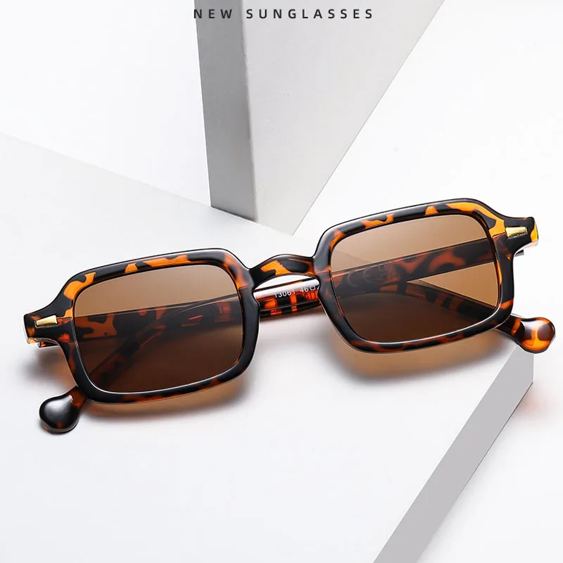 Luxurious Rectangle Sunglasses Women Oval Vintage Brand Designer Square Sun Glasses Men Shades Female Eyewear Anti-glare UV400
Luxurious Rectangle Sunglasses Women Oval Vintage Brand Designer Square Sun Glasses Men Shades Female Eyewear Anti-glare UV400
