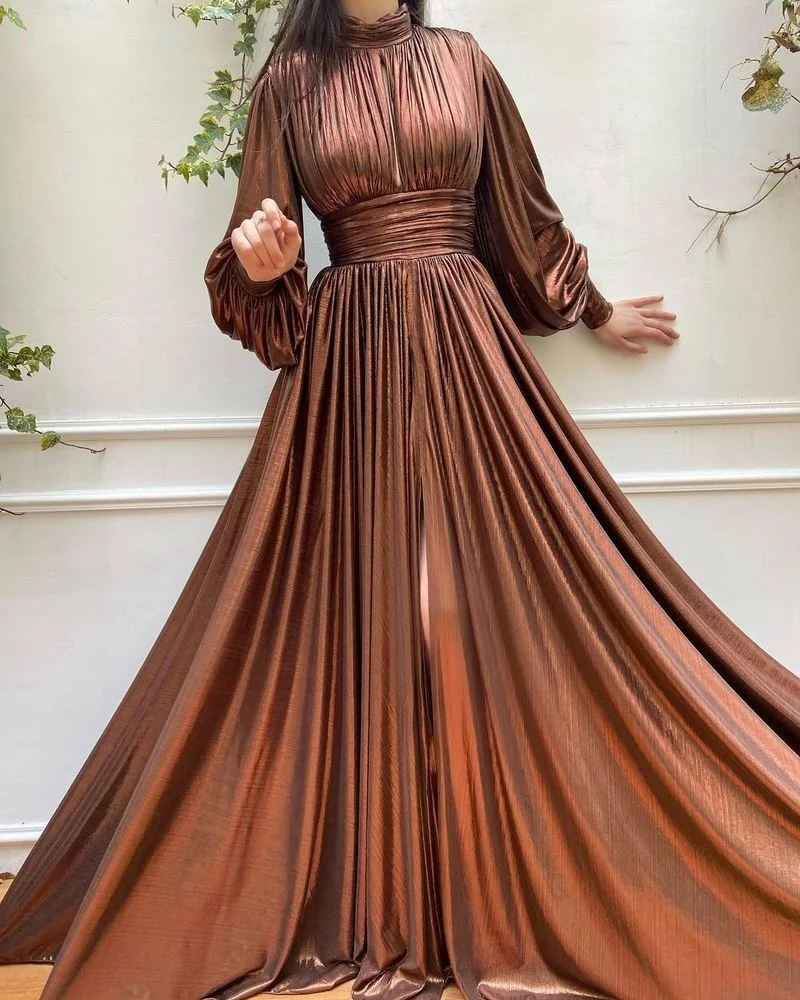 2023 Ladies Long-sleeved Low-neck Elegant Long Dress New Shiny Peridot Waist Halter Neck Big Swing Sexy Avocado Green Dress
2023 Ladies Long-sleeved Low-neck Elegant Long Dress New Shiny Peridot Waist Halter Neck Big Swing Sexy Avocado Green Dress
