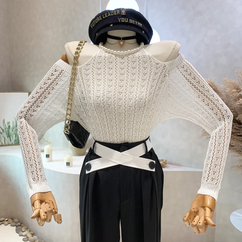 Niche Design New Women's Clothing 2022 Summer Hollow Out Slim Thin Hanging Neck Design Beaded Solid Color Knit Shirt Top
Niche Design New Women's Clothing 2022 Summer Hollow Out Slim Thin Hanging Neck Design Beaded Solid Color Knit Shirt Top