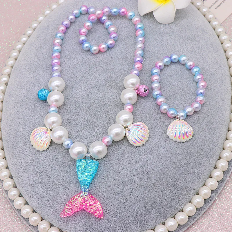 New 2/5pcs Girls Mermaid Pearl Necklace Bracelet Ring Earring Set Kids Toys Children Princess Accessories Girls Birthday Gifts
New 2/5pcs Girls Mermaid Pearl Necklace Bracelet Ring Earring Set Kids Toys Children Princess Accessories Girls Birthday Gifts