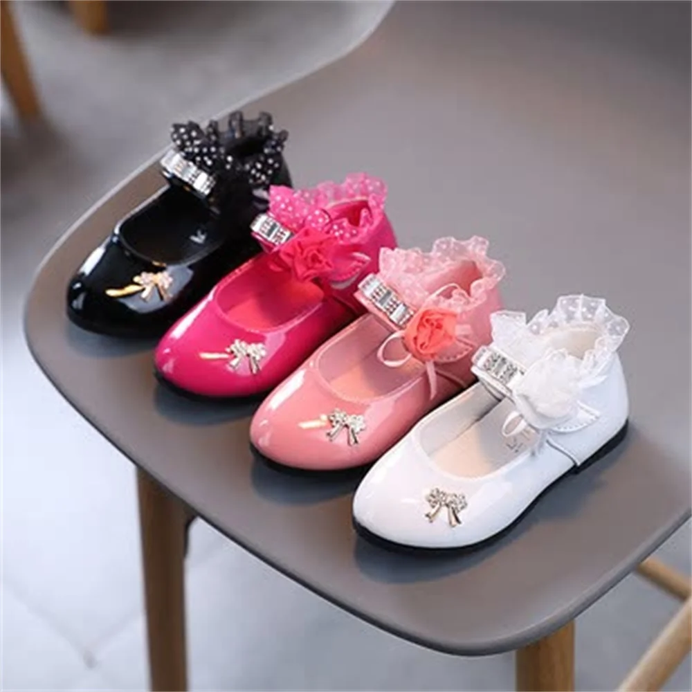 Baby Girls Shoes Fashion Patent Leather Big Bow Princess Mary Janes Party Shoes Solid Color Student Flats Shoes
Baby Girls Shoes Fashion Patent Leather Big Bow Princess Mary Janes Party Shoes Solid Color Student Flats Shoes