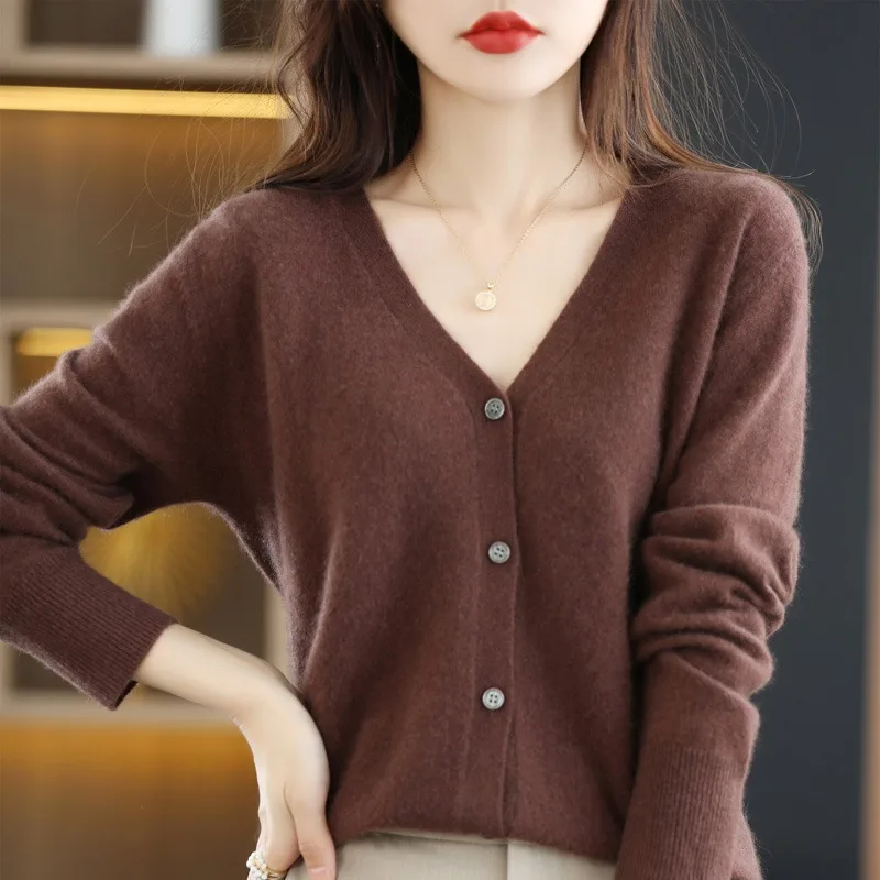 Women Cardigans Autumn Winter 2023 Single Breasted V-neck Knitted Sweater Fashion Short Knitwear Solid Jumpers
Women Cardigans Autumn Winter 2023 Single Breasted V-neck Knitted Sweater Fashion Short Knitwear Solid Jumpers