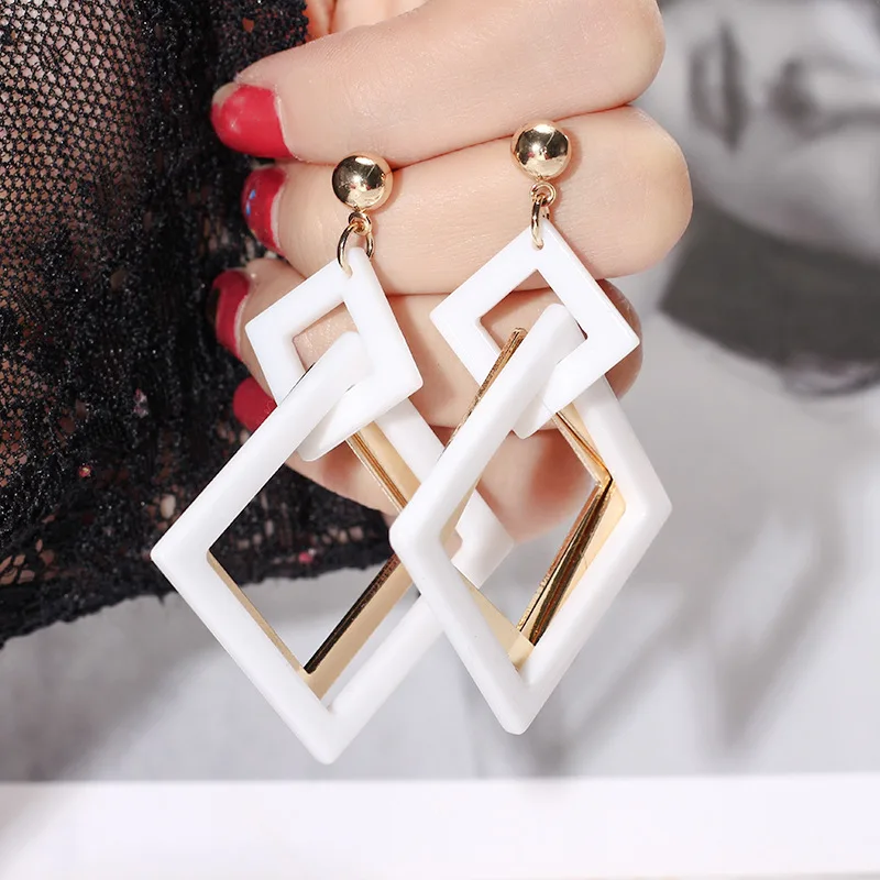 Restoring Ancient Ways Is Exaggerated Acrylic Diamond Earrings Han Edition Geometry Long Eardrop Fashion New Earrings for Women
Restoring Ancient Ways Is Exaggerated Acrylic Diamond Earrings Han Edition Geometry Long Eardrop Fashion New Earrings for Women