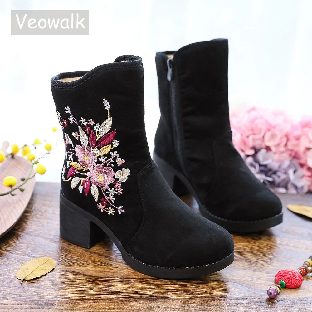 Veowalk Women Cotton Embroidered Chunky Ankle Boots Flowers Embroidery Retro Ladies 6cm Heel Booties Winter Autumn Shoes
Veowalk Women Cotton Embroidered Chunky Ankle Boots Flowers Embroidery Retro Ladies 6cm Heel Booties Winter Autumn Shoes