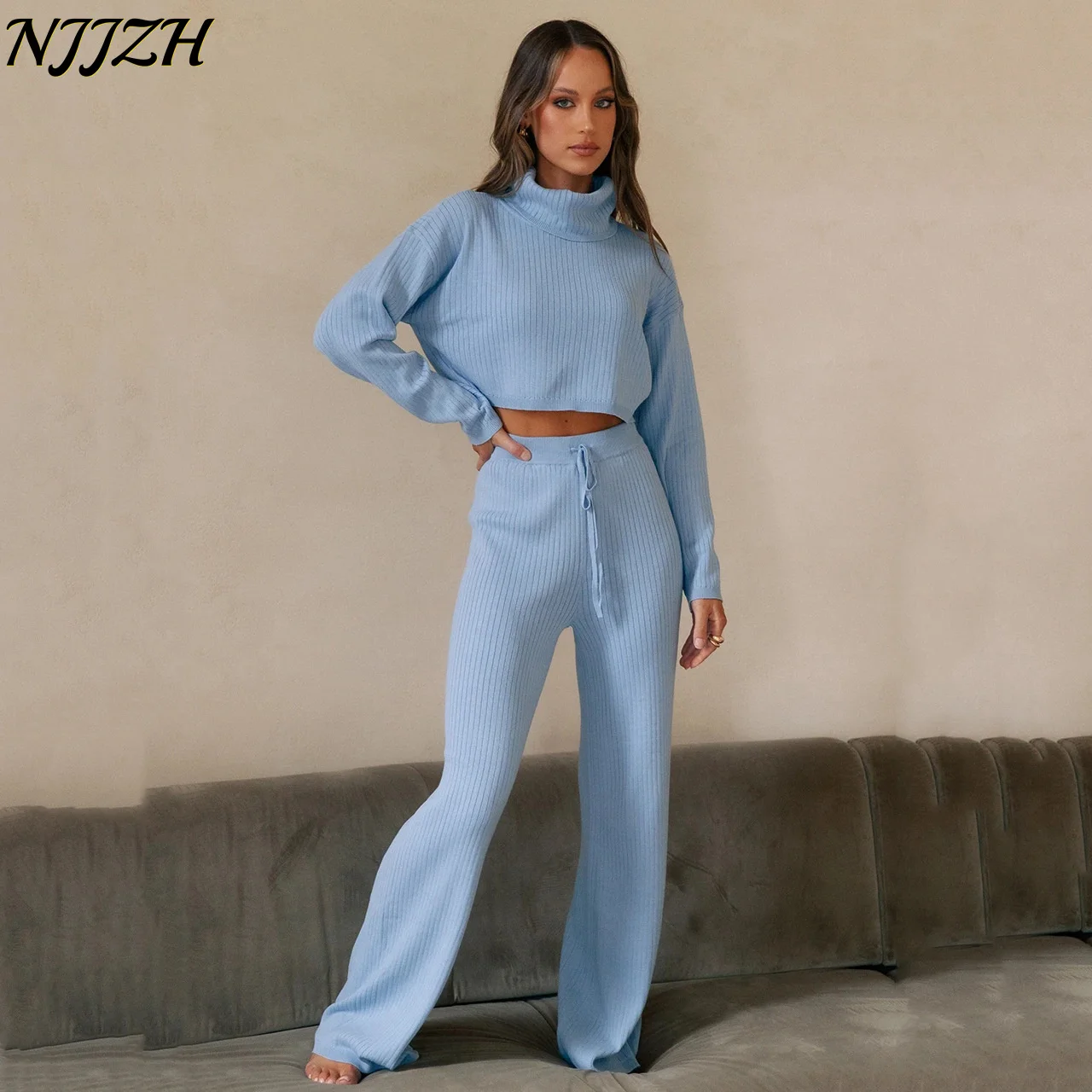 NJJZH 2022Spring Summer Fashion Sexy Sports Fitness Solid Women Turtleneck Long Sleeve Show waist Patchwork Soft slim Pants Sets
NJJZH 2022Spring Summer Fashion Sexy Sports Fitness Solid Women Turtleneck Long Sleeve Show waist Patchwork Soft slim Pants Sets