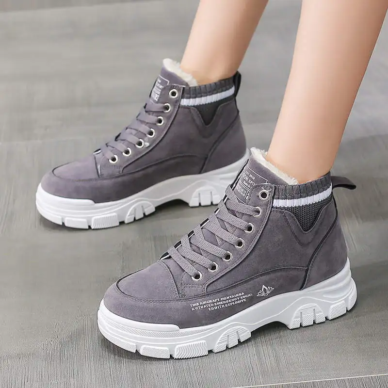 Sport Shoes Men Designer Luxury 2022 Brand Tenis Running Designer High Quality Sports Sneakers Husband Chunky Sneakers Tennis
Sport Shoes Men Designer Luxury 2022 Brand Tenis Running Designer High Quality Sports Sneakers Husband Chunky Sneakers Tennis