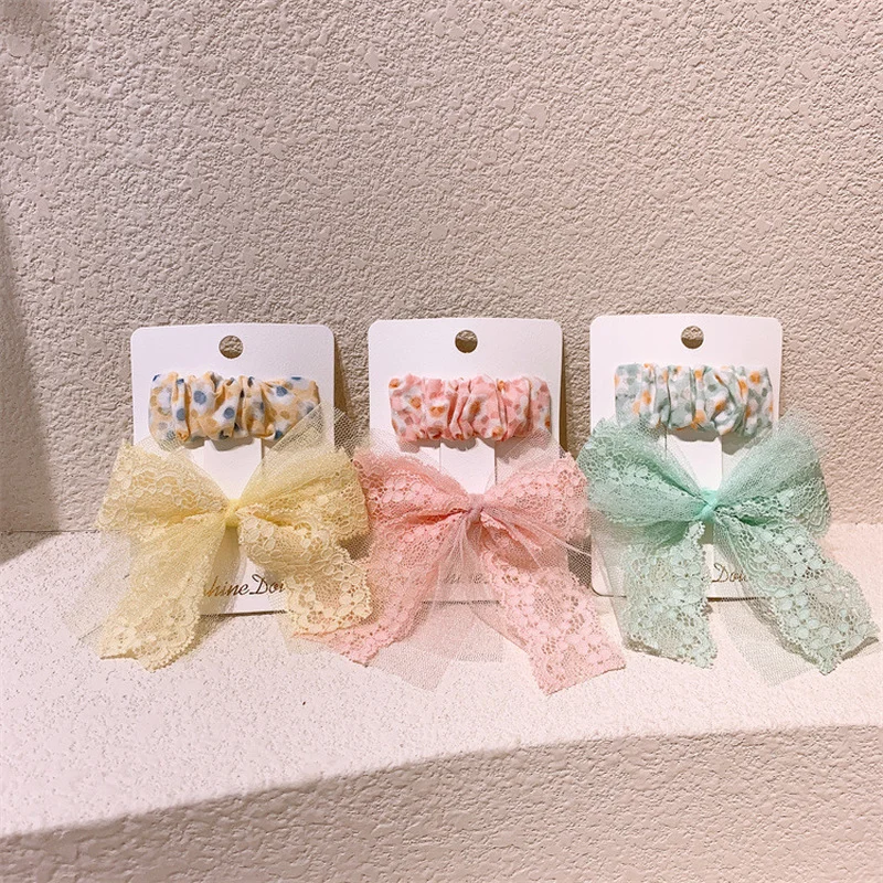 2 Pcs New Fashion Children's Fabric Pleated Flower BB Clip Korean Sweet Girl Princess Lace Yarn Bow Hairpins Hair Accessories
2 Pcs New Fashion Children's Fabric Pleated Flower BB Clip Korean Sweet Girl Princess Lace Yarn Bow Hairpins Hair Accessories