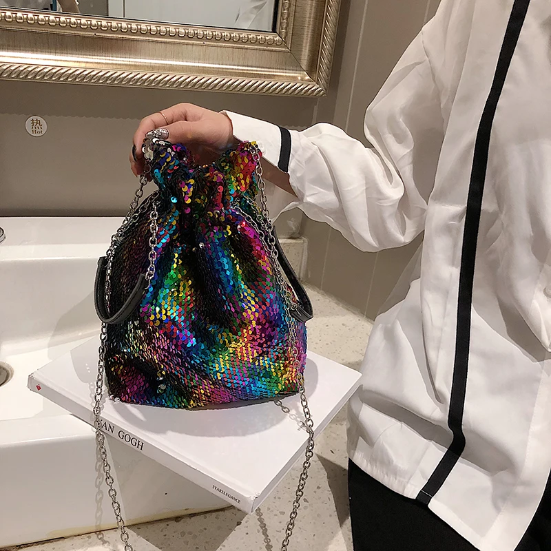 Beam Sequin Portable Bucket Bag Small Chain Personality Shiny Evening Clutches Ladies Luxury Bags 2023 Hand Bags Fashion Bags
Beam Sequin Portable Bucket Bag Small Chain Personality Shiny Evening Clutches Ladies Luxury Bags 2023 Hand Bags Fashion Bags