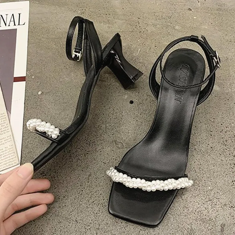 Summer 2022 New Fashion Pearl Women High Heels Sandals Ladies Square Open Toe Ankle Buckle Strap Stiletto Heels J128
Summer 2022 New Fashion Pearl Women High Heels Sandals Ladies Square Open Toe Ankle Buckle Strap Stiletto Heels J128