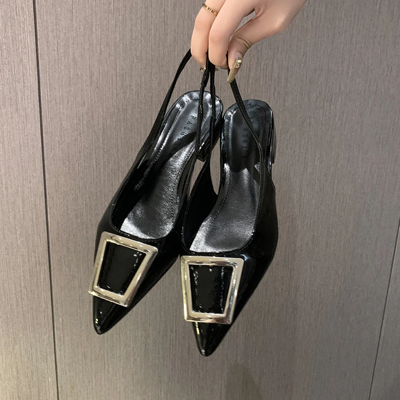 2023 Summer Slip on Fashion All-match Foreign Style Pointed Toe Baotou Thick Heel Sandals Luxury Sandals Shoes for Women
2023 Summer Slip on Fashion All-match Foreign Style Pointed Toe Baotou Thick Heel Sandals Luxury Sandals Shoes for Women