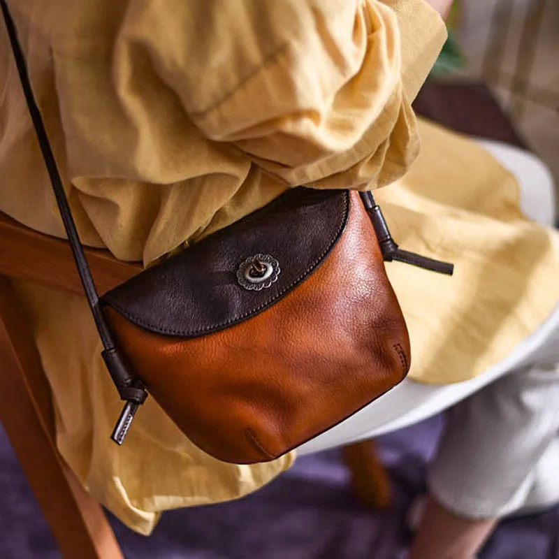 Сумка кросс-боди Женская на пуговицах, маленький саквояж контрастных цветов на плечо в стиле ретро, простая повседневная сумочка на каждый день, винтажная слинг 
Сумка кросс-боди Женская на пуговицах, маленький саквояж контрастных цветов на плечо в стиле ретро, простая повседневная сумочка на каждый день, винтажная слинг