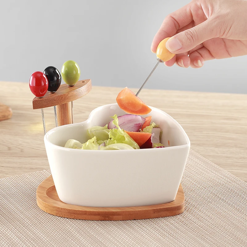 Creative dried fruit plate Ceramic salad bowl Fruit plate candy plate snack snack plate
Creative dried fruit plate Ceramic salad bowl Fruit plate candy plate snack snack plate