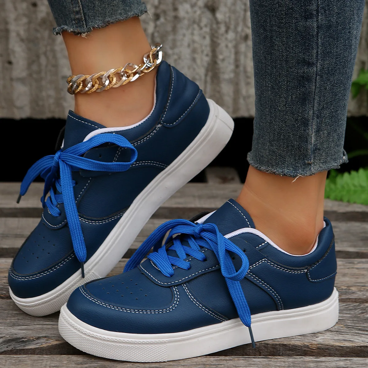 Women's Vulcanized Shoes 2023 Summer New Fashion Breathable Shoes Sneakers Outdoor Walking Flats Ladies Casual Shoes Size 35-43
Women's Vulcanized Shoes 2023 Summer New Fashion Breathable Shoes Sneakers Outdoor Walking Flats Ladies Casual Shoes Size 35-43