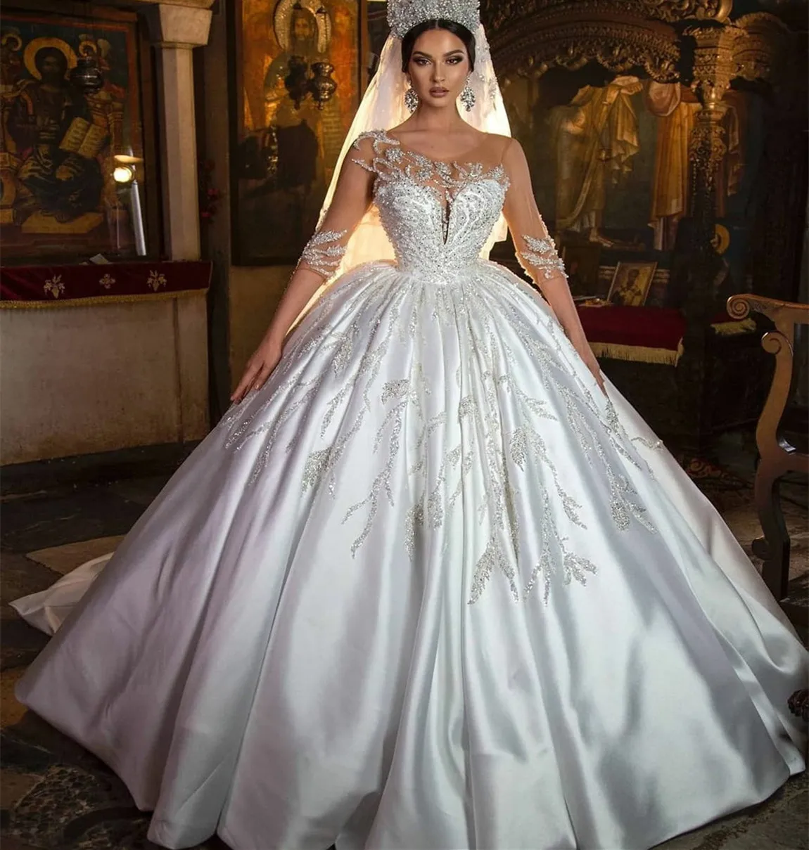 Luxury Princess 3 4 Sleeves Wedding Dresses Satin Lace Crystal Beaded Plus Size Dubai Arabic Bridal Gown Custom Made JT20
Luxury Princess 3 4 Sleeves Wedding Dresses Satin Lace Crystal Beaded Plus Size Dubai Arabic Bridal Gown Custom Made JT20