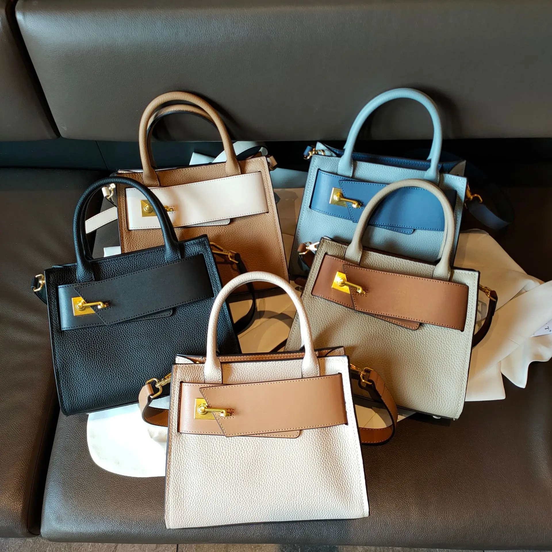 2022 New Design Women's Bag Leather Bag Shoulder Bag Cross Body Bag Hand Bag High Quality
2022 New Design Women's Bag Leather Bag Shoulder Bag Cross Body Bag Hand Bag High Quality